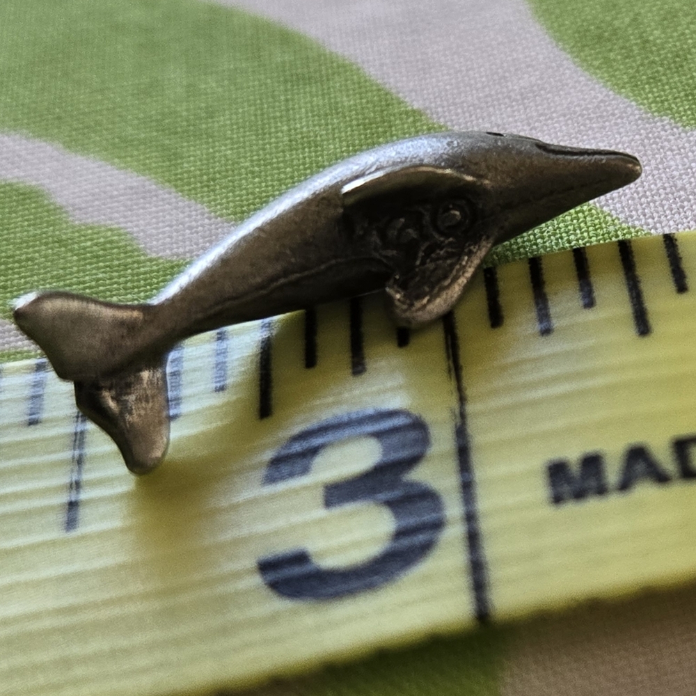 Vintage Silvertone Dolphin Charm - Picture 4 of 4
